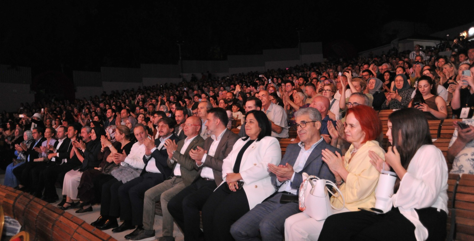 Altın Karagöz sahibini buldu