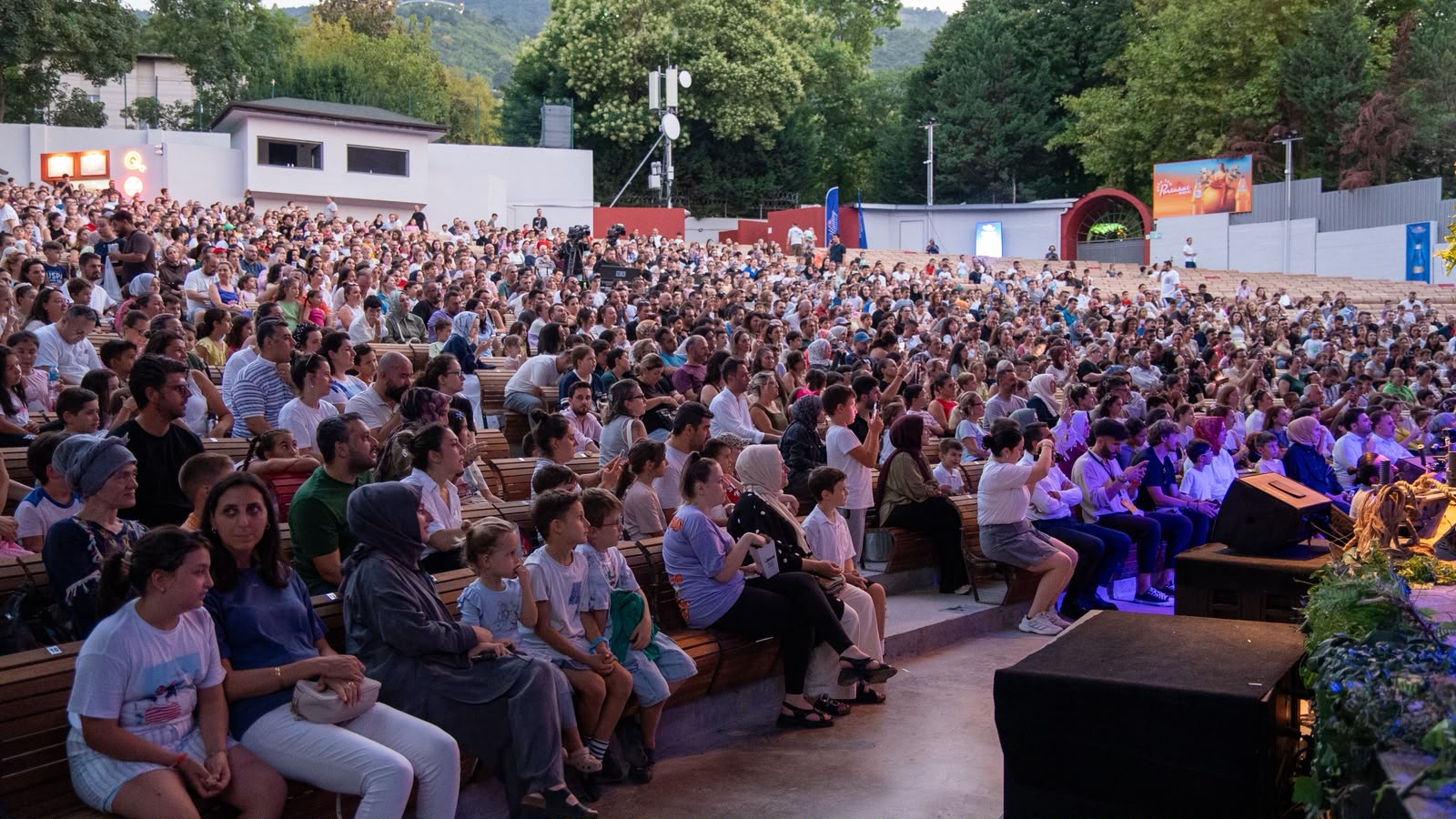 İlklerin festivalinde çocuklar da şen şakrak
