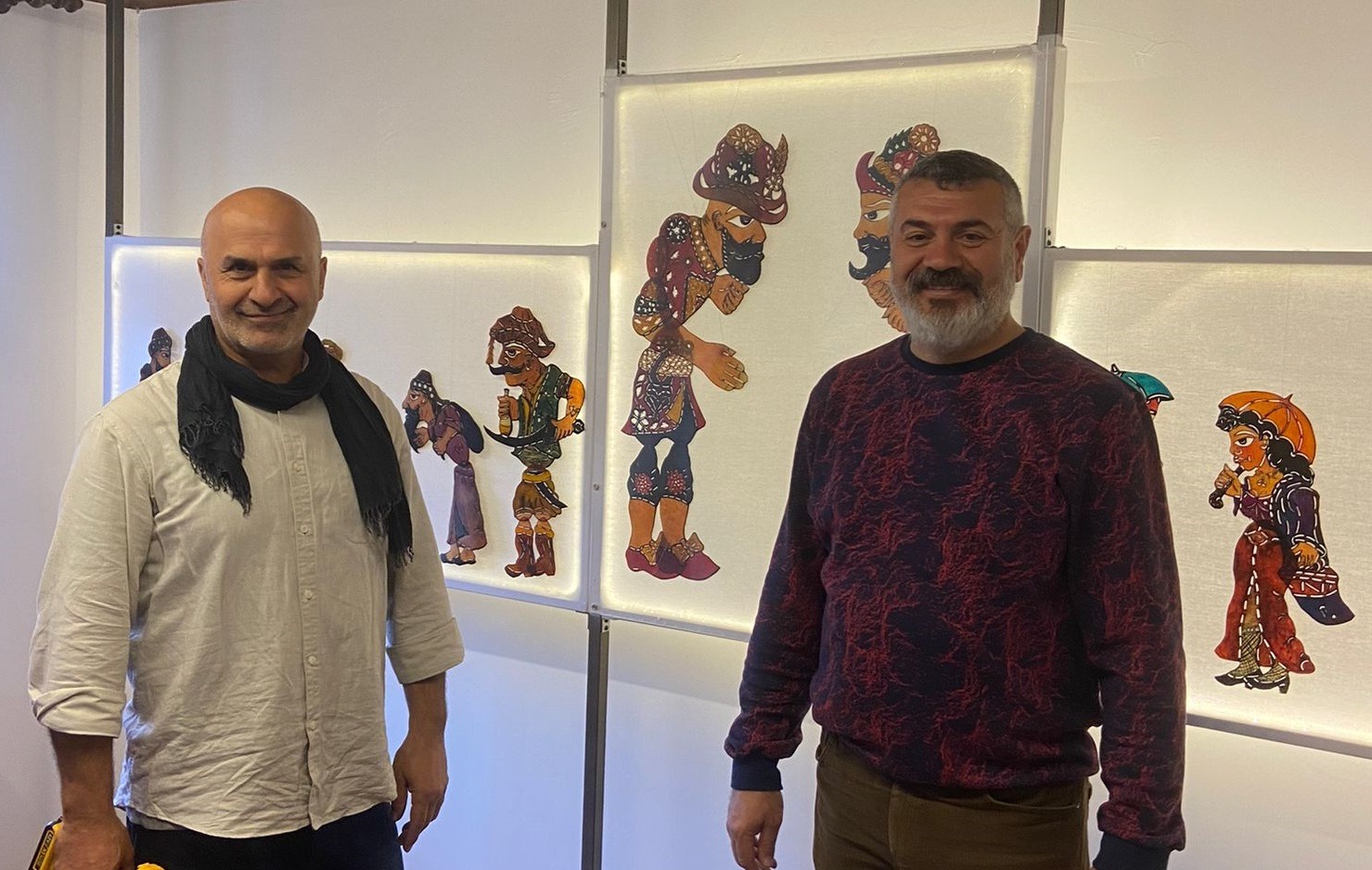 KARAGÖZ’DE SESLENDİRME VE SAHNELEME